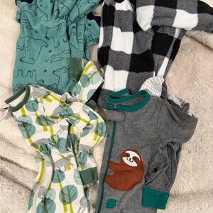 Tea Collection pajama lot size 18m Footies - sloth buffalo plaid